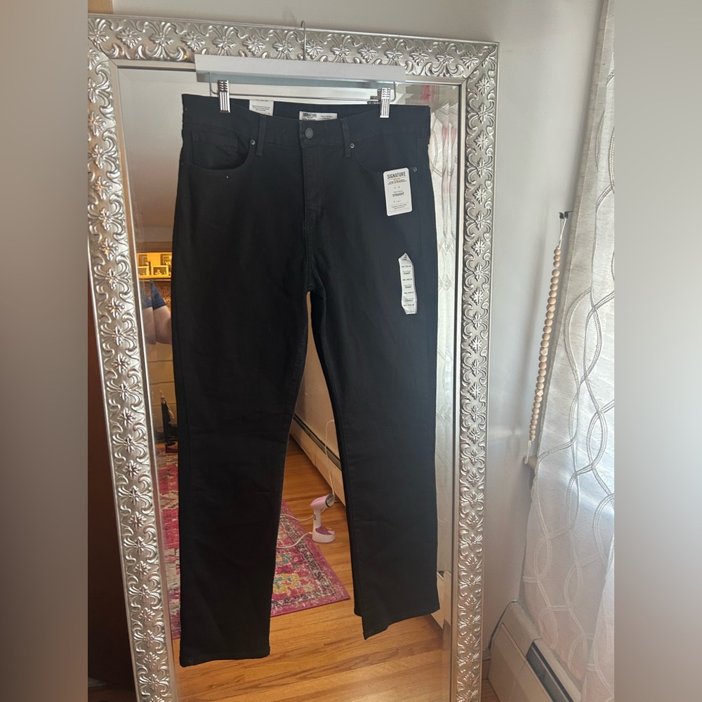 Levi’s Black Denim Skinny Jeans